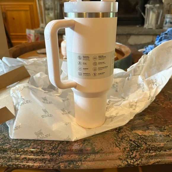 STANLEY THE FLOWSTATE QUENCHER H2.0 TUMBLER 40OZ in Rose Quartz NEW - Picture 5 of 16